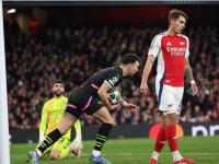 FB体育赛事-包含阿森纳遭遇灾难性失利，欧冠之路渐行渐远的词条