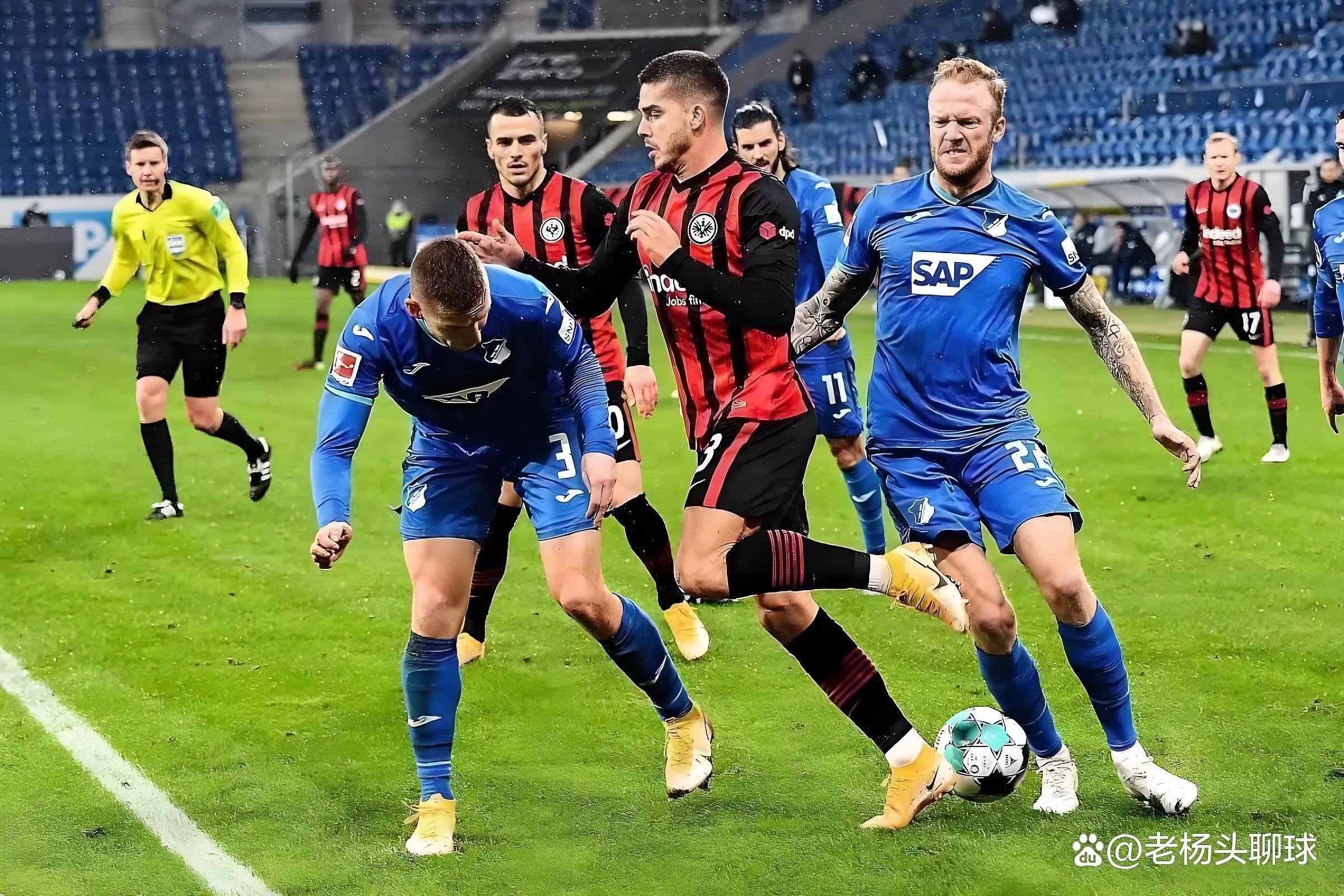 关于勒沃库森不敌法兰克福，积分差距扩大难以追赶的信息