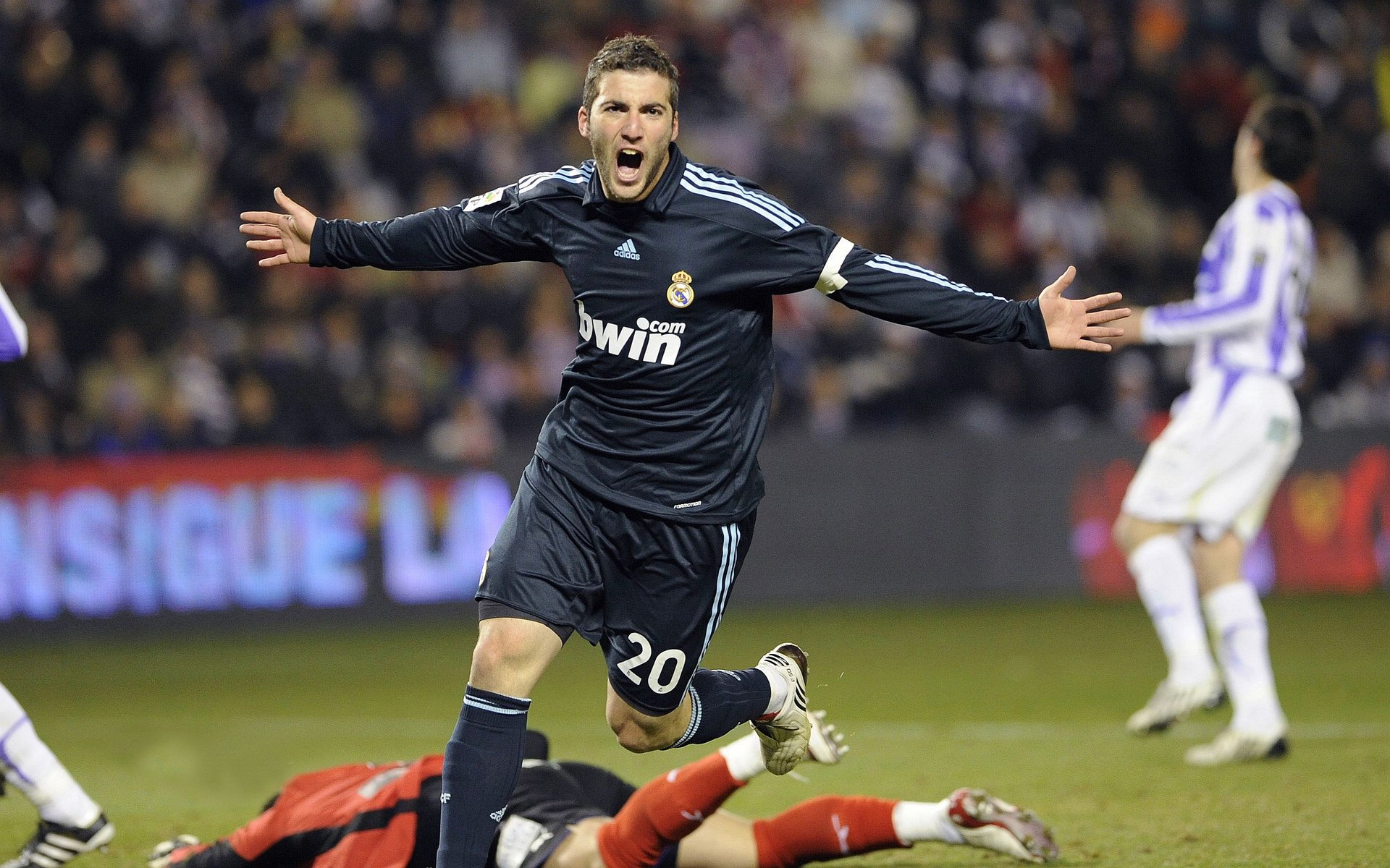 米切尔一剑封喉，国王对阵深圳队的胜负手时刻