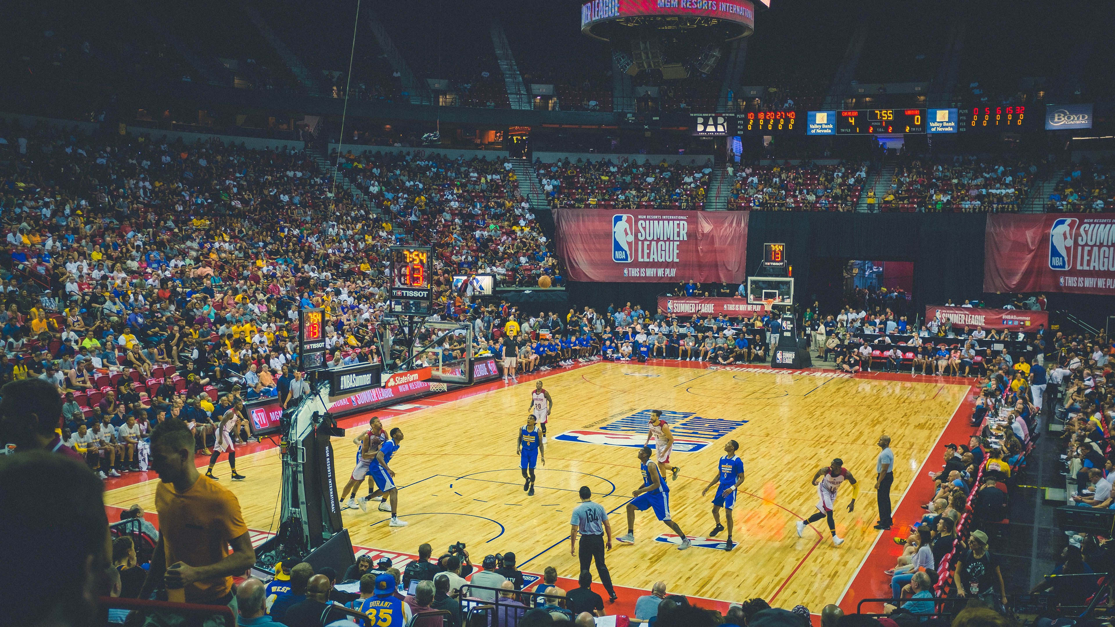 杜兰特攻防转换核心，深圳队提前终结悬念广厦队