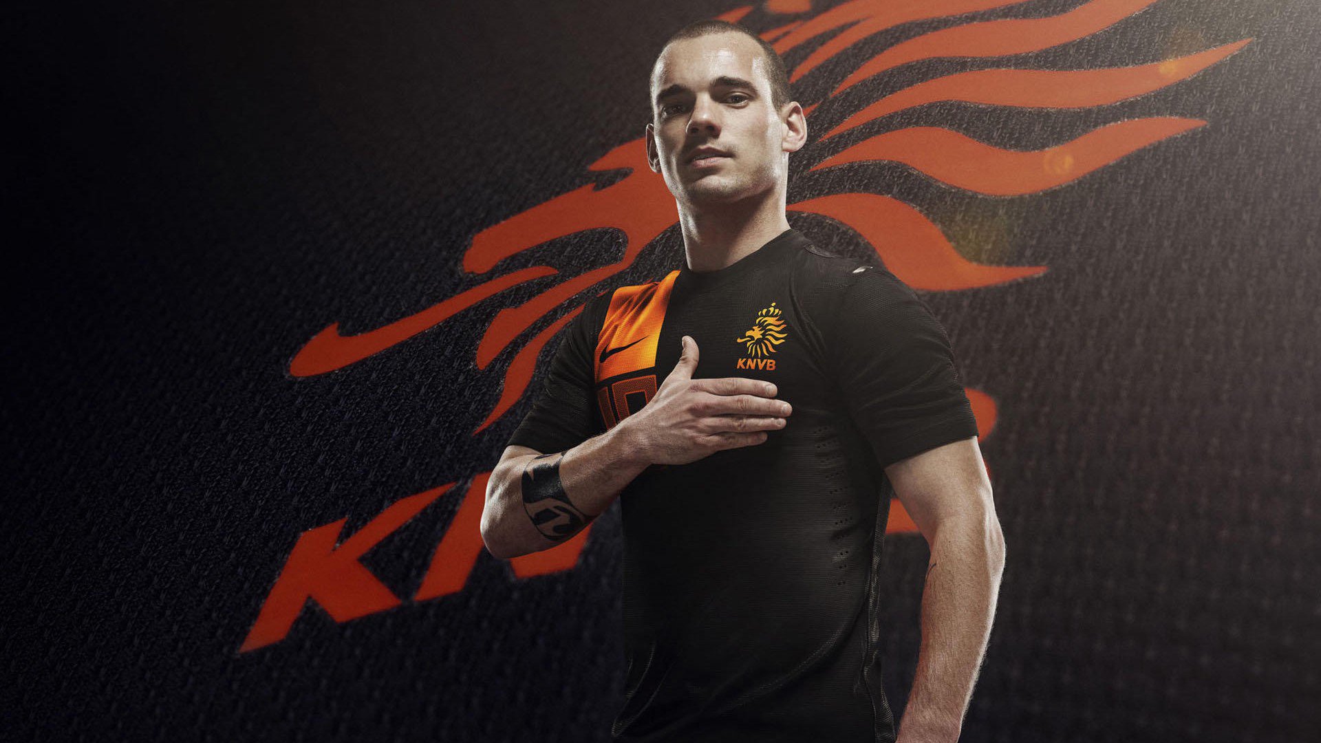 三笘薰的封神之战,日本天才斩落尤文,年度焦点战宣告新王诞生