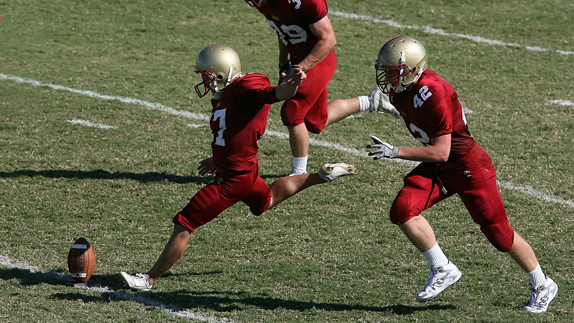 奥亚尔萨瓦尔之夜，当非典型英雄在NBA总决赛写下传奇