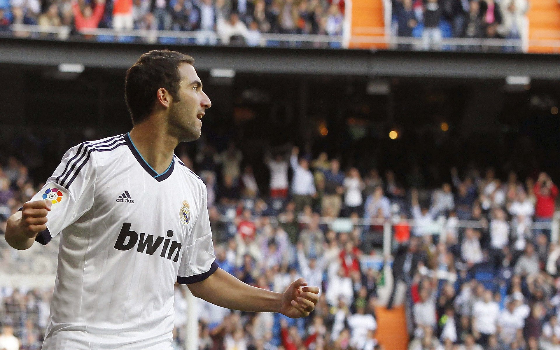 威廉姆斯绝杀哈斯,拉塞尔统治全场,一场定义赛季的经典战役