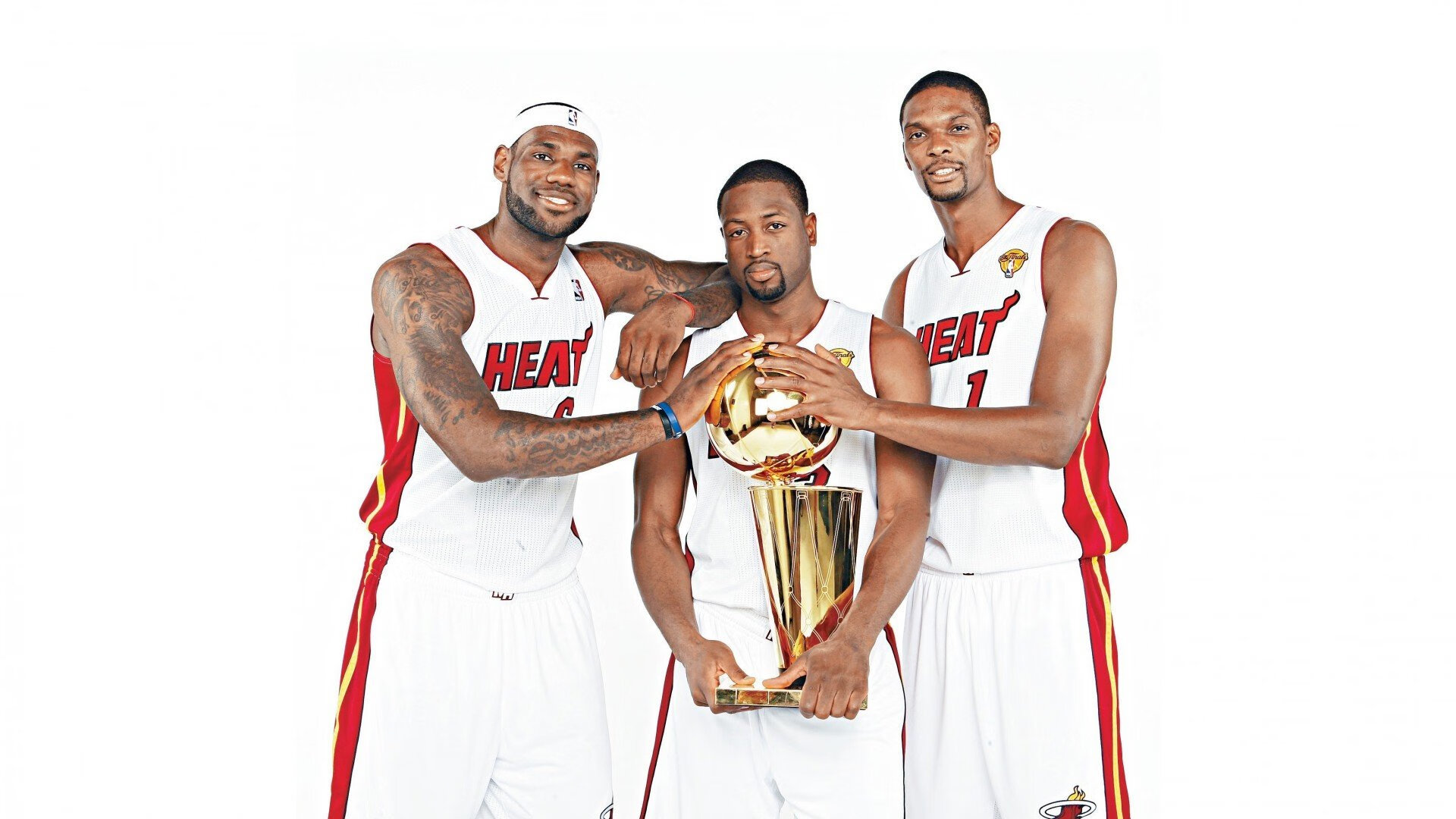 北欧风暴与东方巨龙，当瑞典力克葡萄牙，马龙点燃赛场